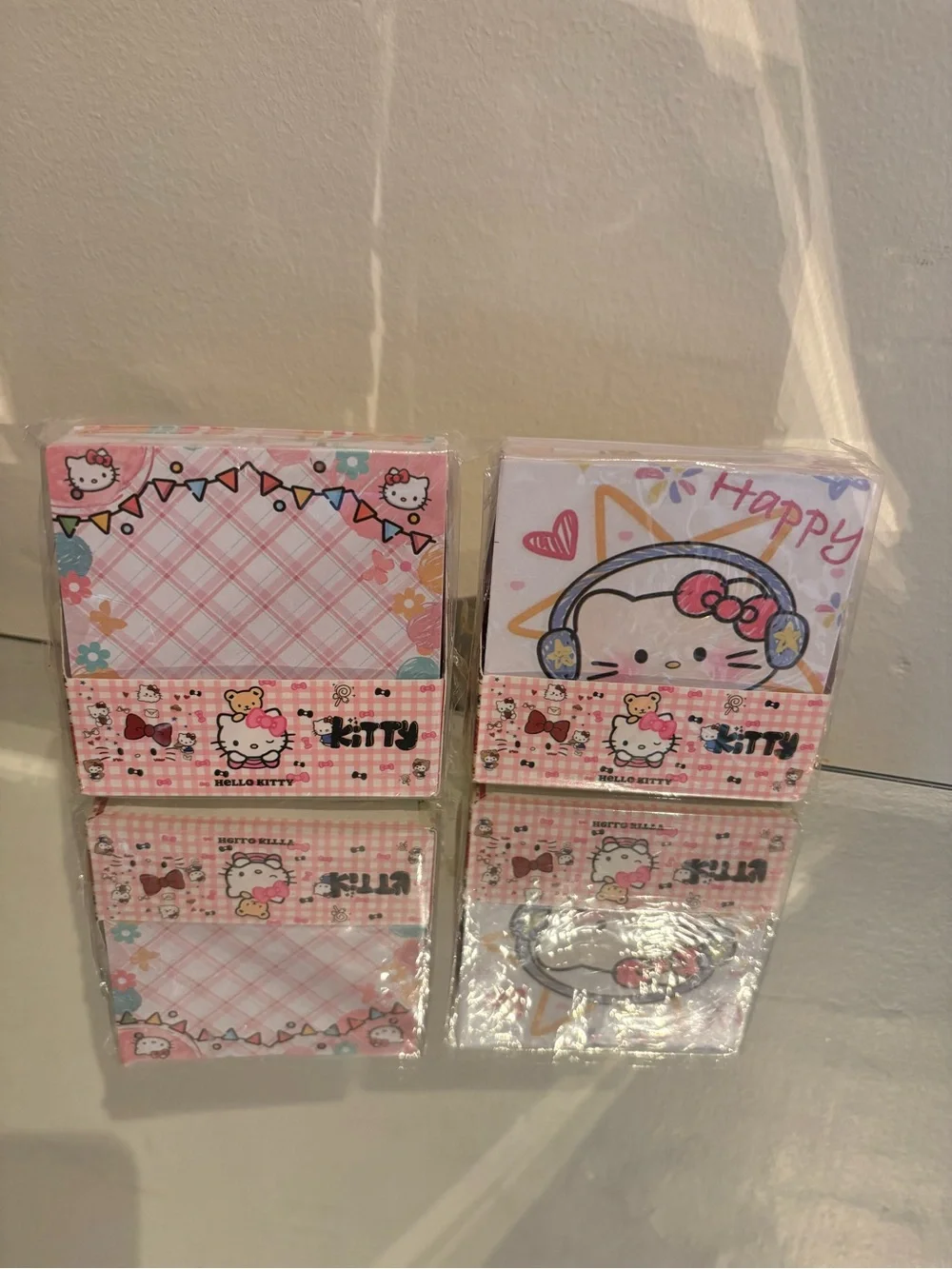 Hello Kitty two different